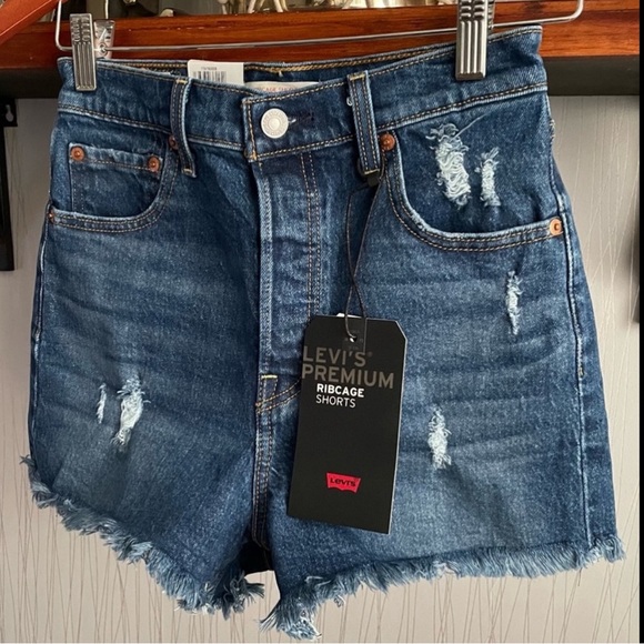 Levi’s Ribcage High Rise Distressed Ripped Denim Jean Short 77879-0012 - Picture 3 of 13